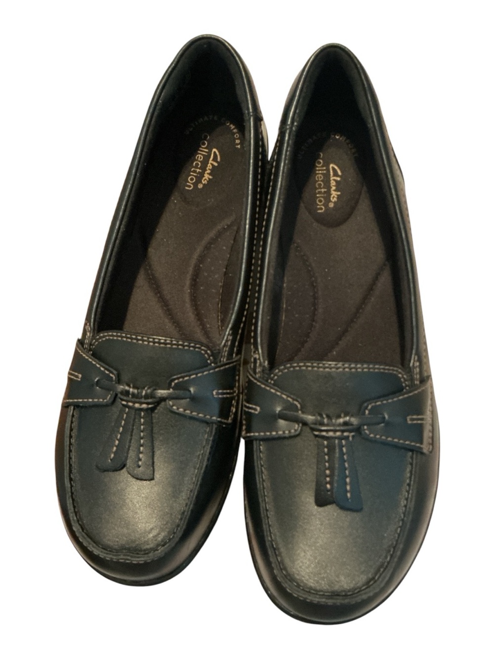Clarks Black Leather Tassel Loafers 91/2W. NWOB - Picture 2 of 5